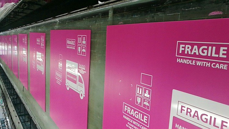 PP中空板与PE中空板性能对比及应用场景分析